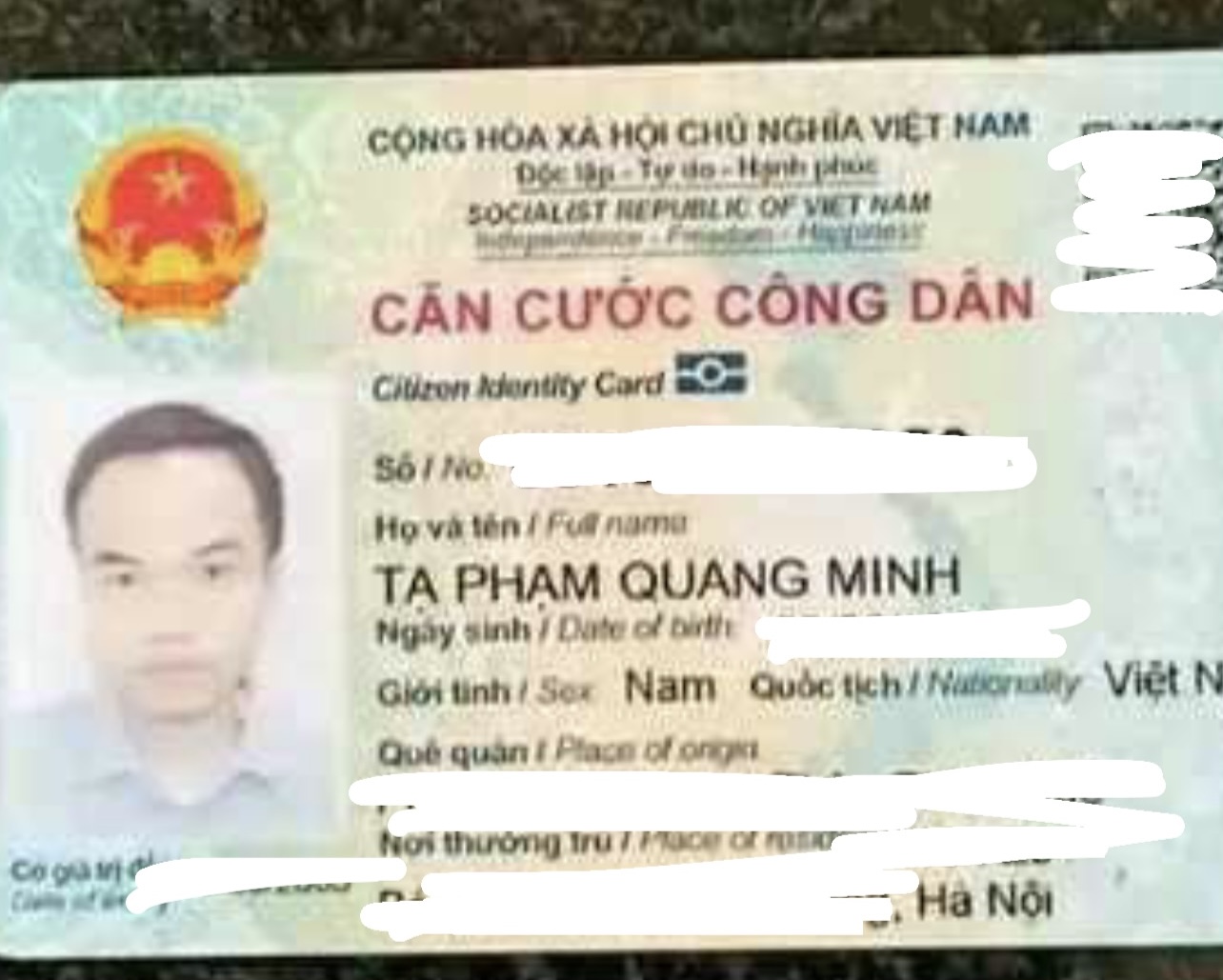 ‼️ Tìm Ví da LACOSTE nâu  có căn cước tên Tạ Phạm Quang Minh rơi ở Hà Nội