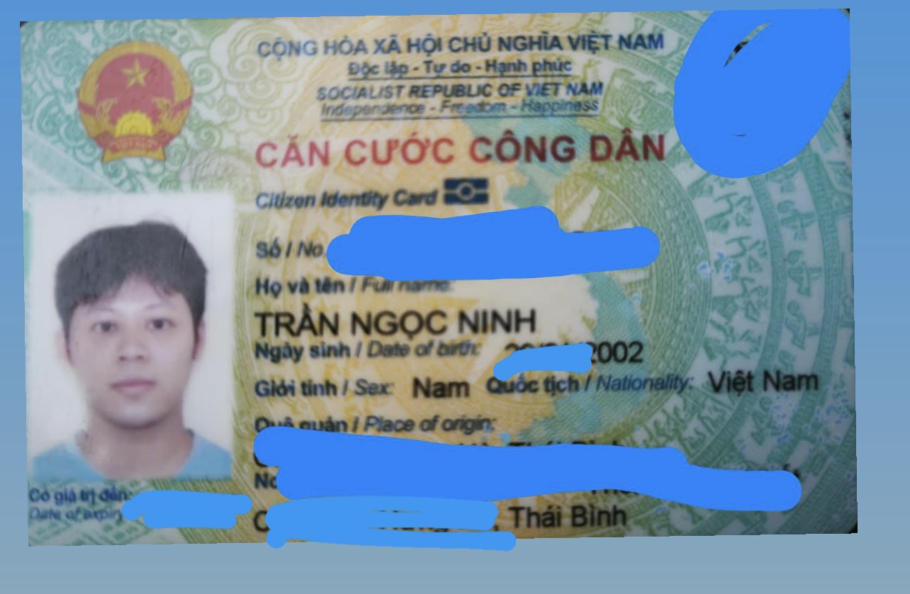 Rơi ví Hà Nội tên Trần Ngọc Ninh 2002
