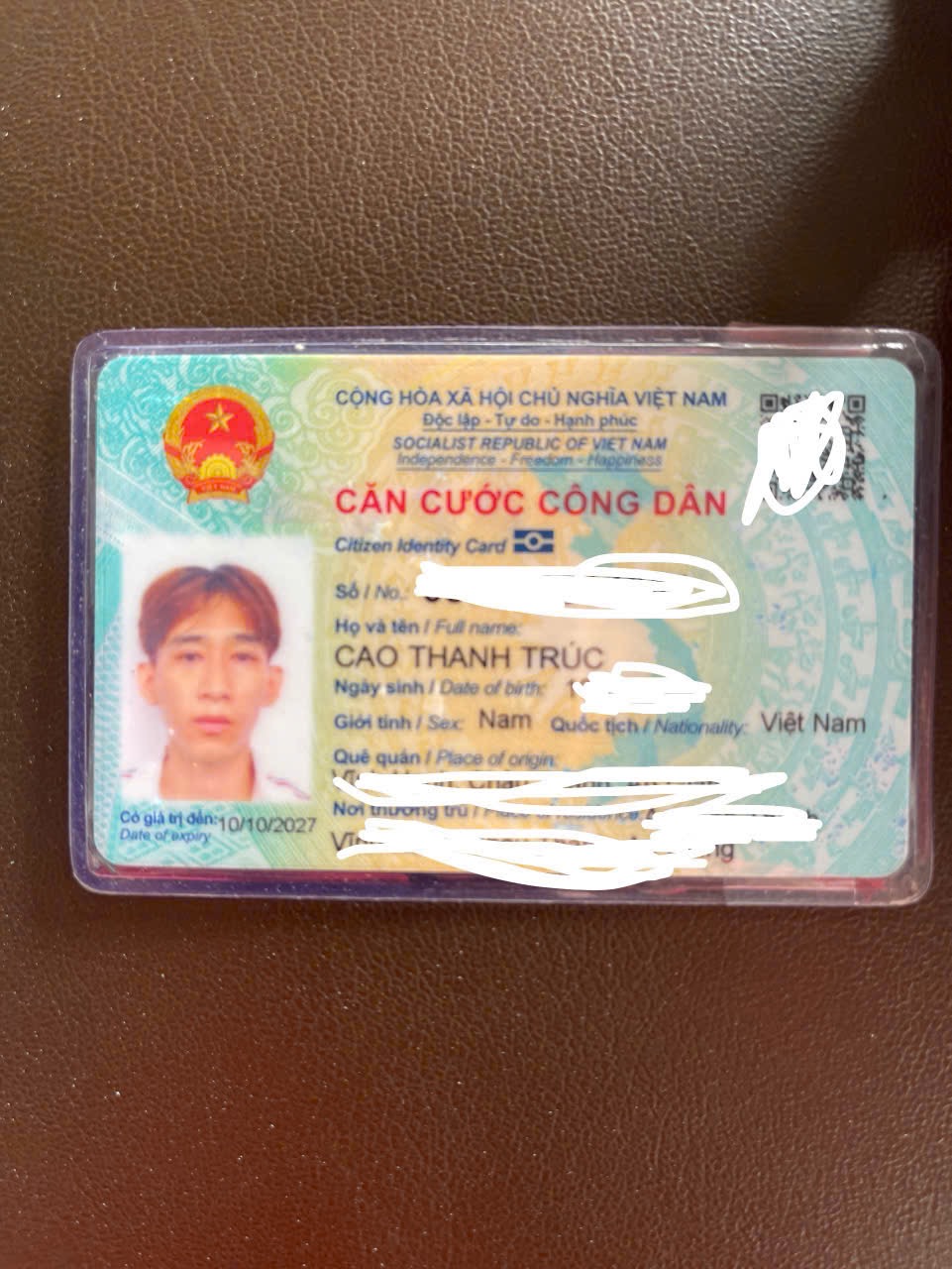 Sáng nai em có làm rơi 1 cái bấp màu cam gầm 3loai giấy tờ bên trong tên CAOTHANHTRUC  SĐ 0362394767