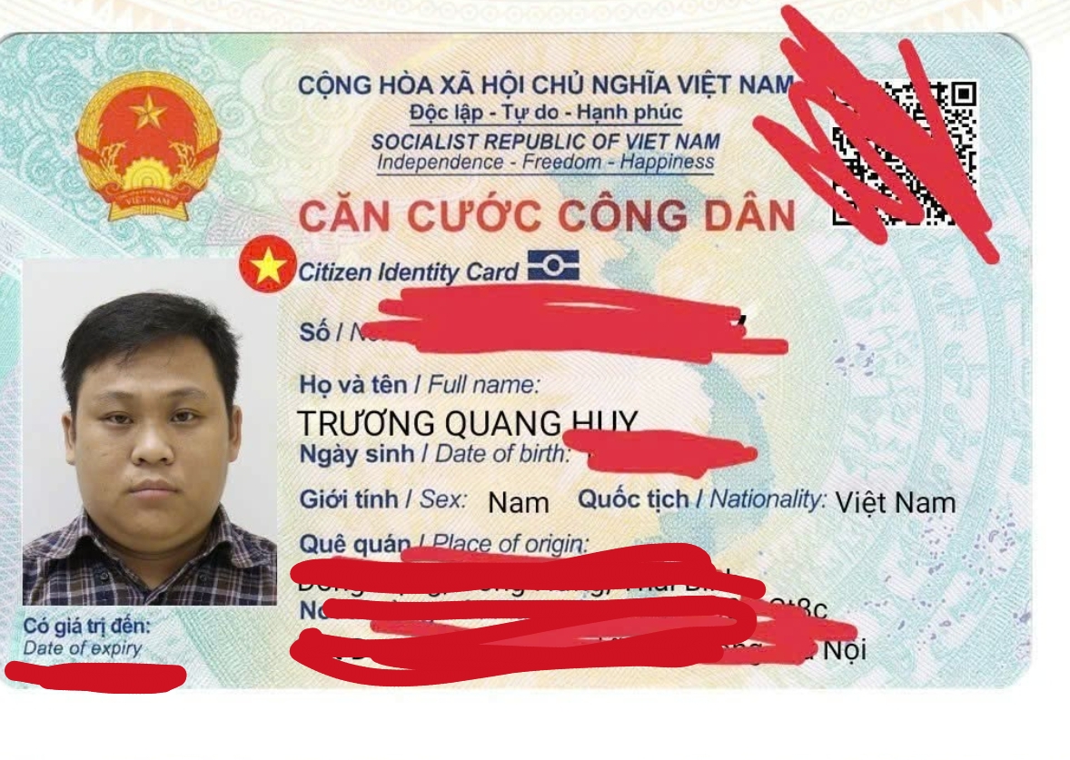 📌 rơi ví đen tại Hà Nội tên Trương Quang Huy 