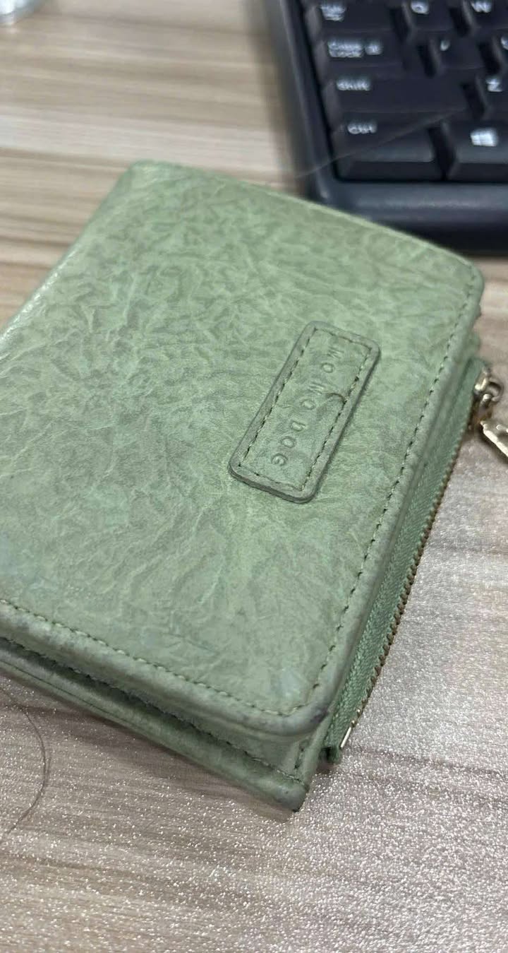 Rơi ví giấy tờ ở TpHCM tên Chu Thị Hồng Vân 2002