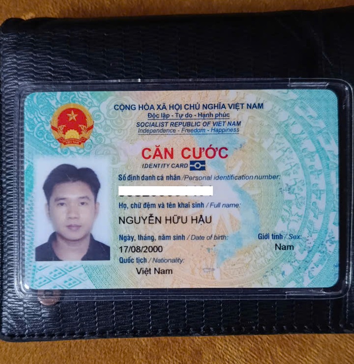 TÌM VÍ. (BÓP) RƠI TẠI TP.HCM TÊN: NGUYỄN HỮU HẬU - SN: 2000